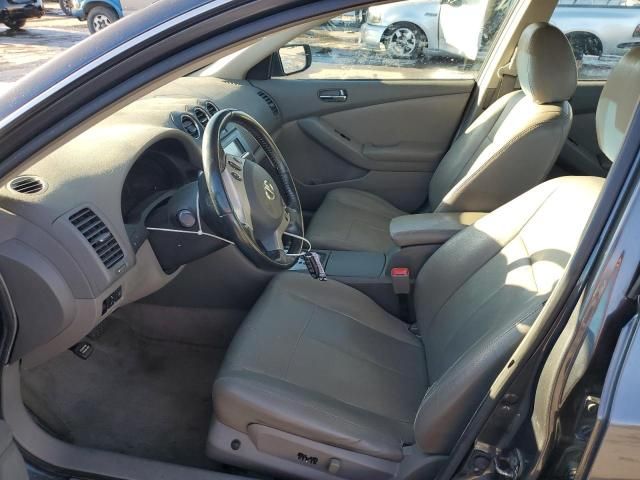 2010 Nissan Altima Base