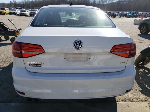 2016 Volkswagen Jetta SE