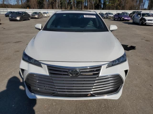 2019 Toyota Avalon XLE