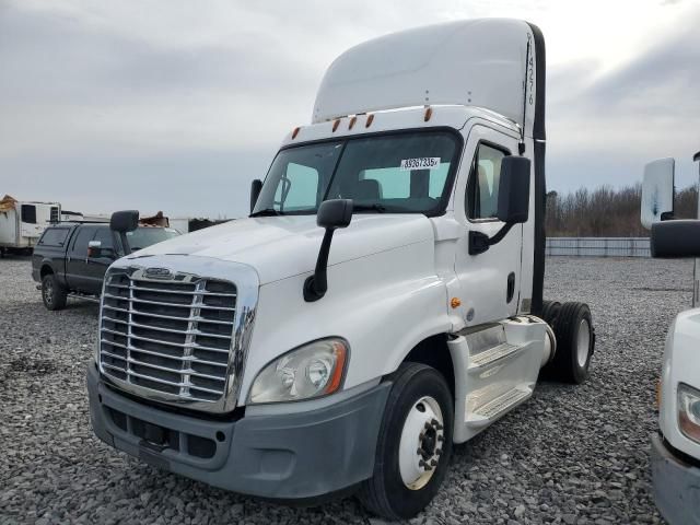 2014 Freightliner Cascadia 125