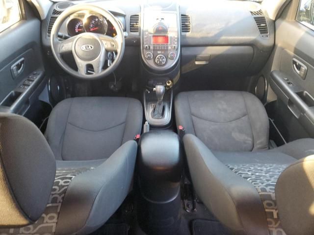 2011 KIA Soul +