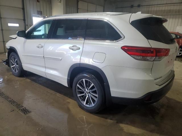 2018 Toyota Highlander SE