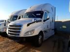 2019 Freightliner Cascadia 126