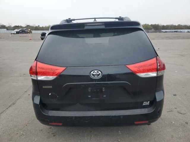 2011 Toyota Sienna XLE