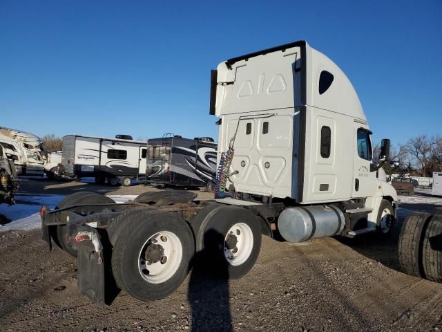 2017 Freightliner Cascadia 125