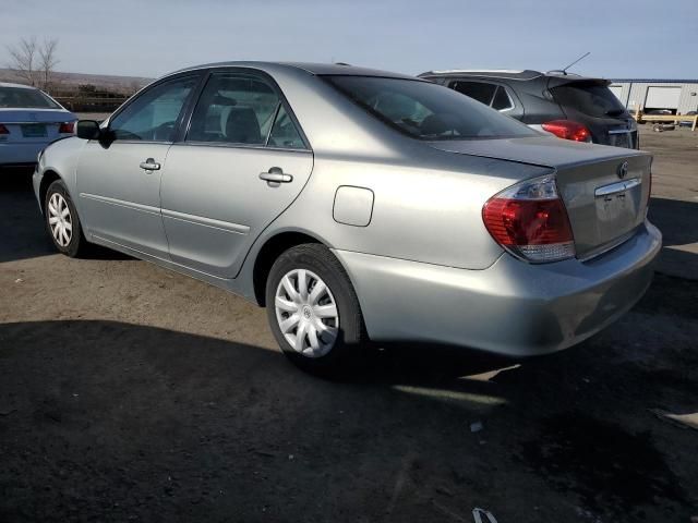 2005 Toyota Camry LE