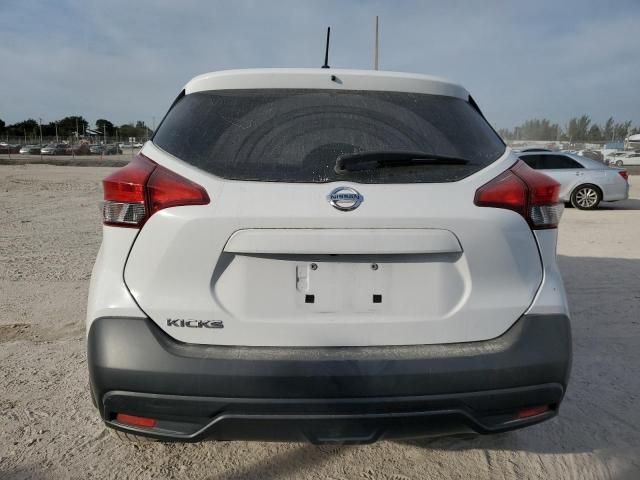 2018 Nissan Kicks S