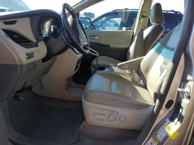 2015 Toyota Sienna XLE