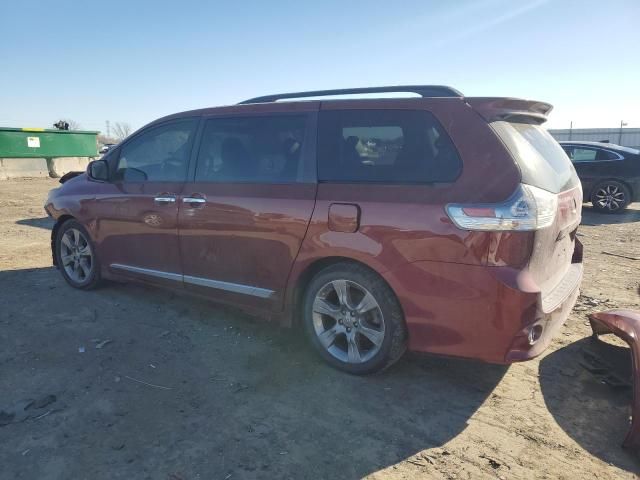 2014 Toyota Sienna Sport