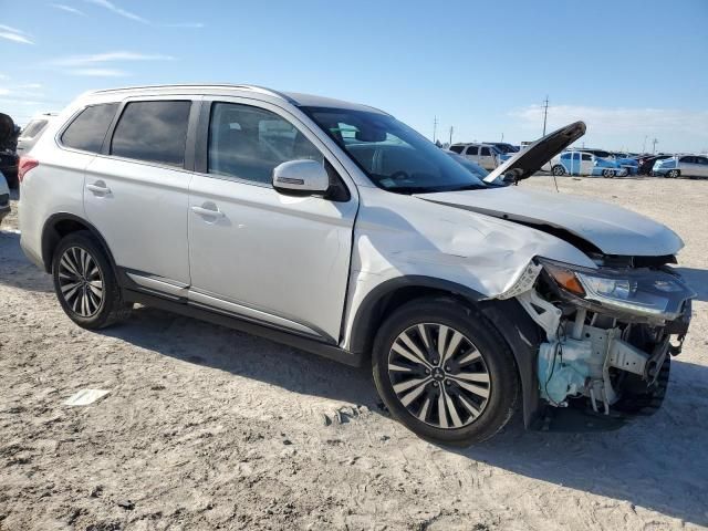 2020 Mitsubishi Outlander SE