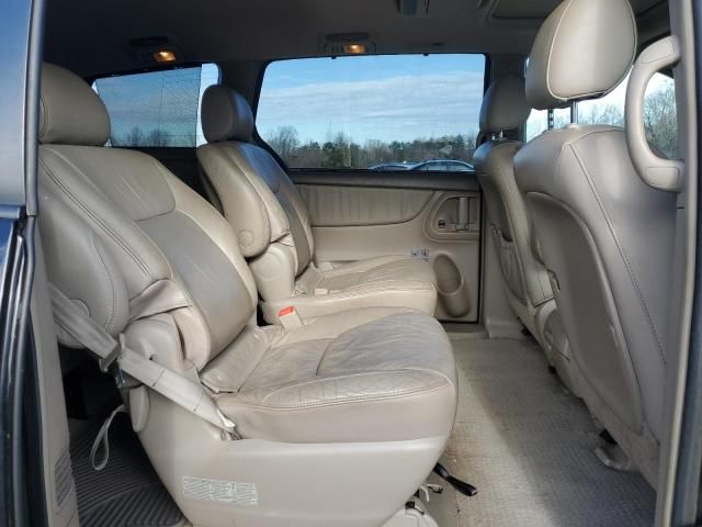 2008 Toyota Sienna XLE