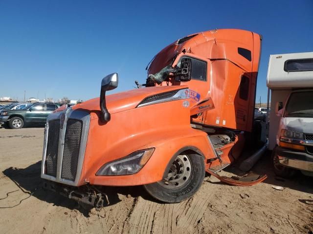 2023 Kenworth Construction T680