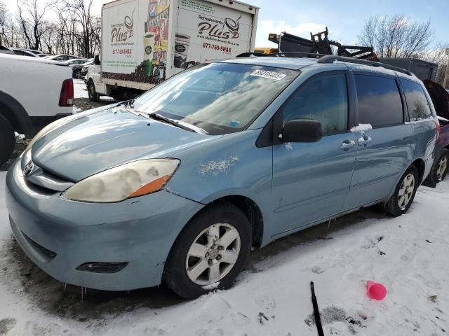 2008 Toyota Sienna CE