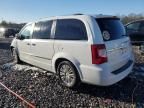 2014 Chrysler Town & Country Touring L