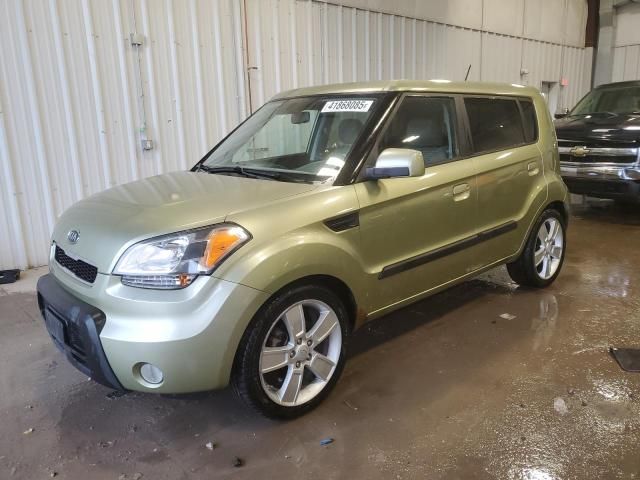 2010 KIA Soul +