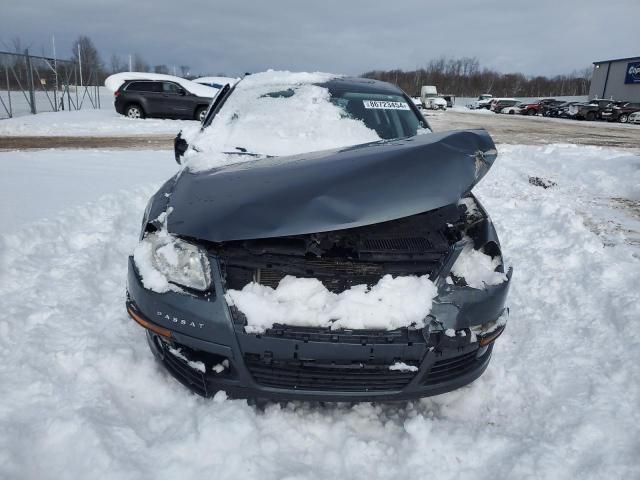 2010 Volkswagen Passat Komfort