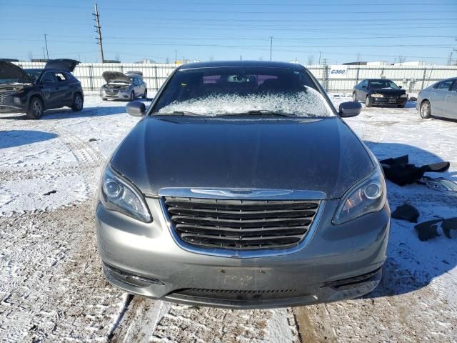 2013 Chrysler 200 Touring