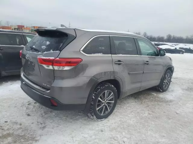 2018 Toyota Highlander SE