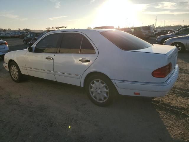 1999 Mercedes-Benz E 320