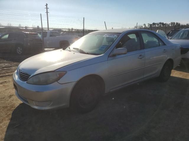 2005 Toyota Camry LE