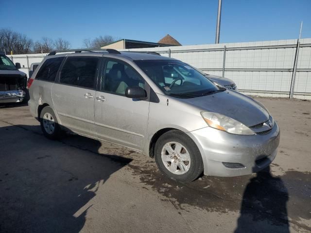 2007 Toyota Sienna CE