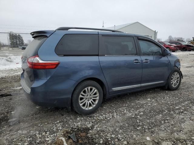 2015 Toyota Sienna XLE