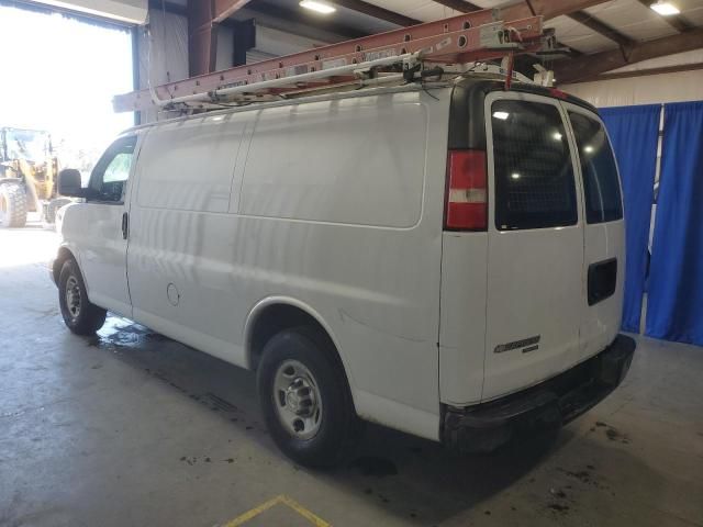 2015 Chevrolet Express G2500