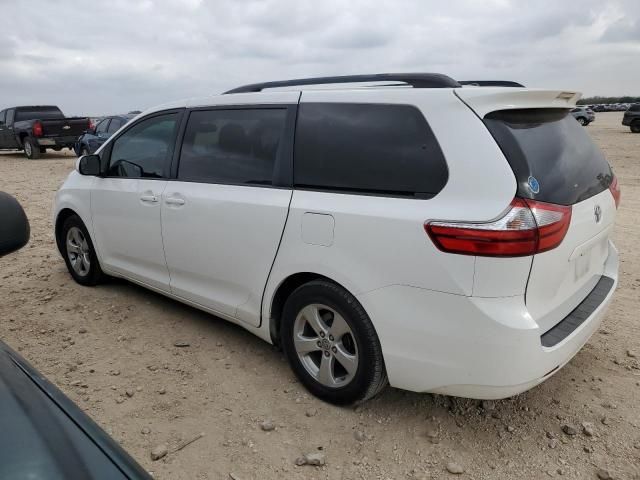 2015 Toyota Sienna LE