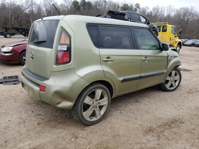 2011 KIA Soul +