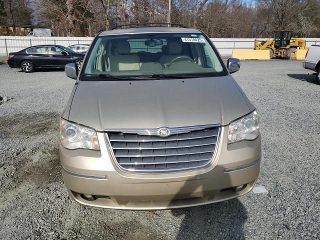 2010 Chrysler Town & Country Limited