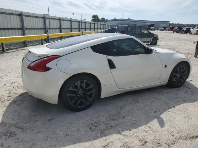 2016 Nissan 370Z Base