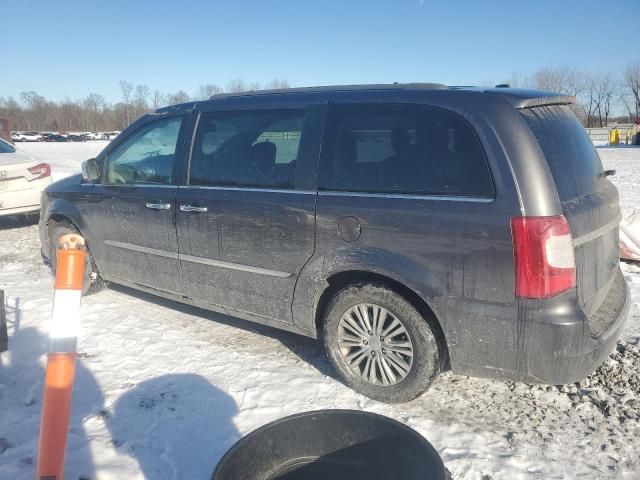 2016 Chrysler Town & Country Touring L