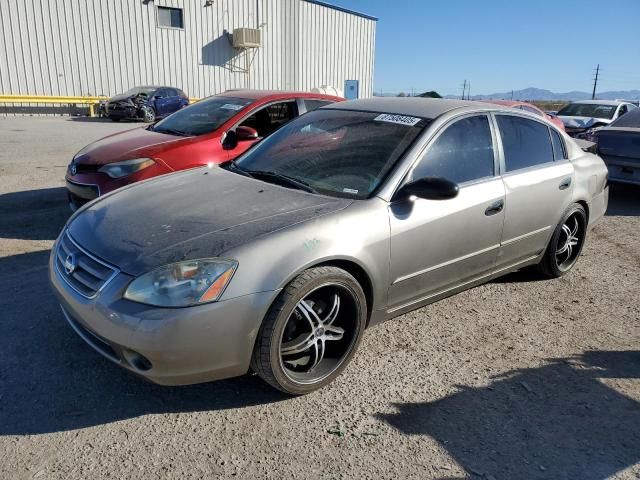 2002 Nissan Altima Base