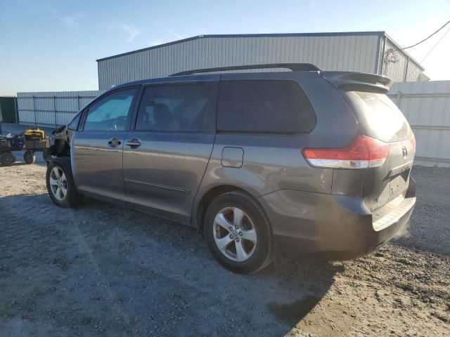 2012 Toyota Sienna LE