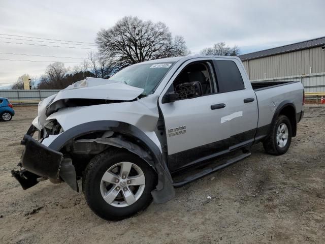 2015 Dodge RAM 1500 SLT