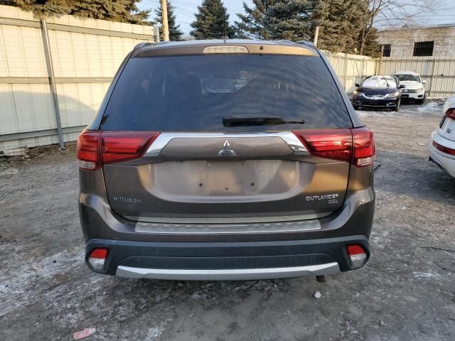 2016 Mitsubishi Outlander SE