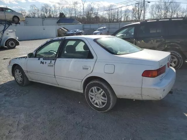 2000 Toyota Camry CE