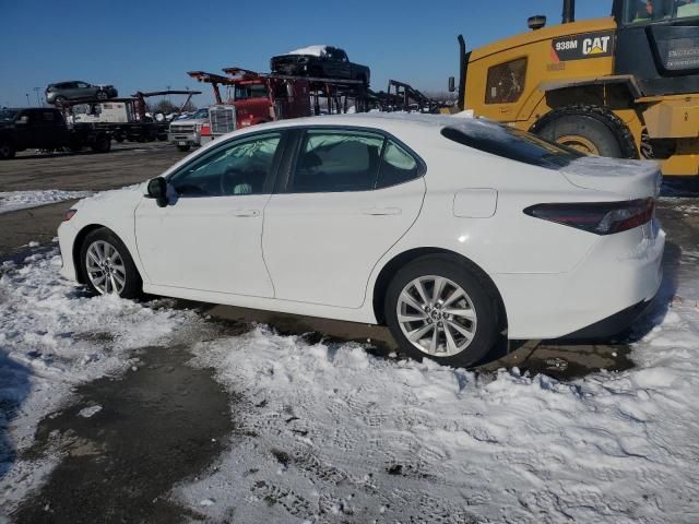 2022 Toyota Camry LE