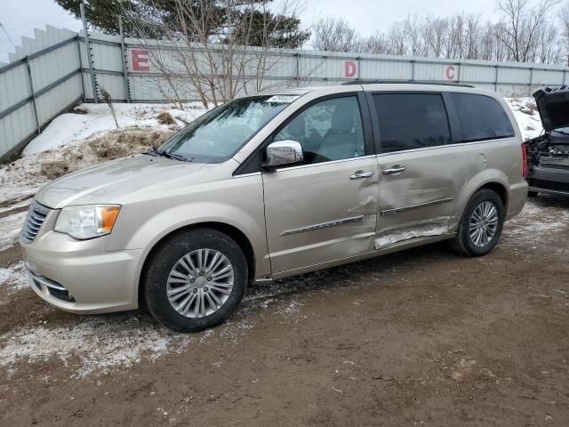 2013 Chrysler Town & Country Touring L