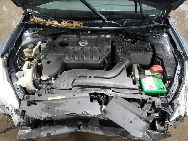 2010 Nissan Altima Base