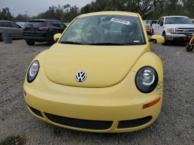 2010 Volkswagen New Beetle