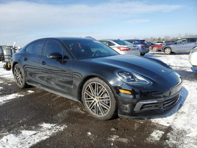 2018 Porsche Panamera 4