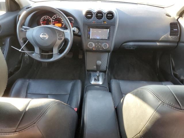 2010 Nissan Altima Base