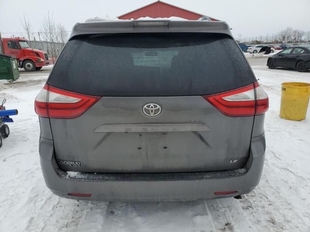 2015 Toyota Sienna LE