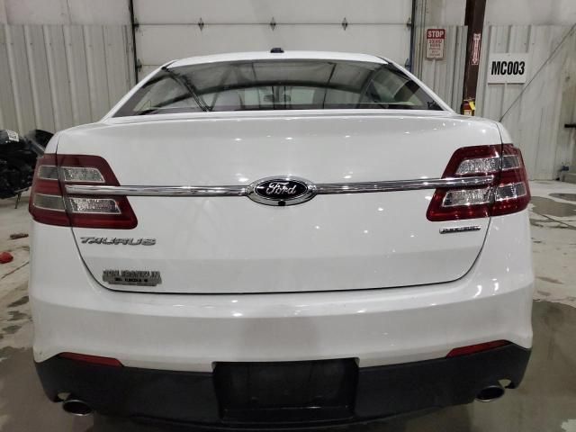 2015 Ford Taurus SE