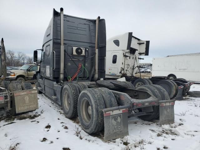 2013 Volvo VN VNL