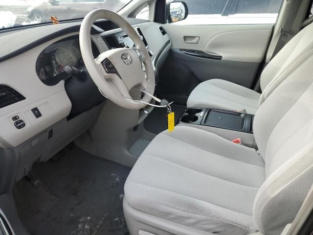 2011 Toyota Sienna LE