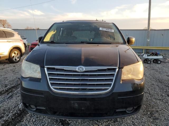 2008 Chrysler Town & Country Touring