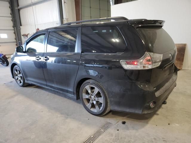 2012 Toyota Sienna Sport