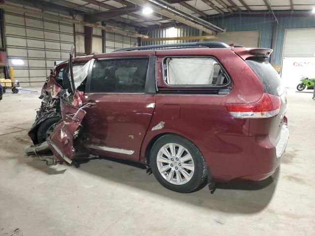 2013 Toyota Sienna XLE